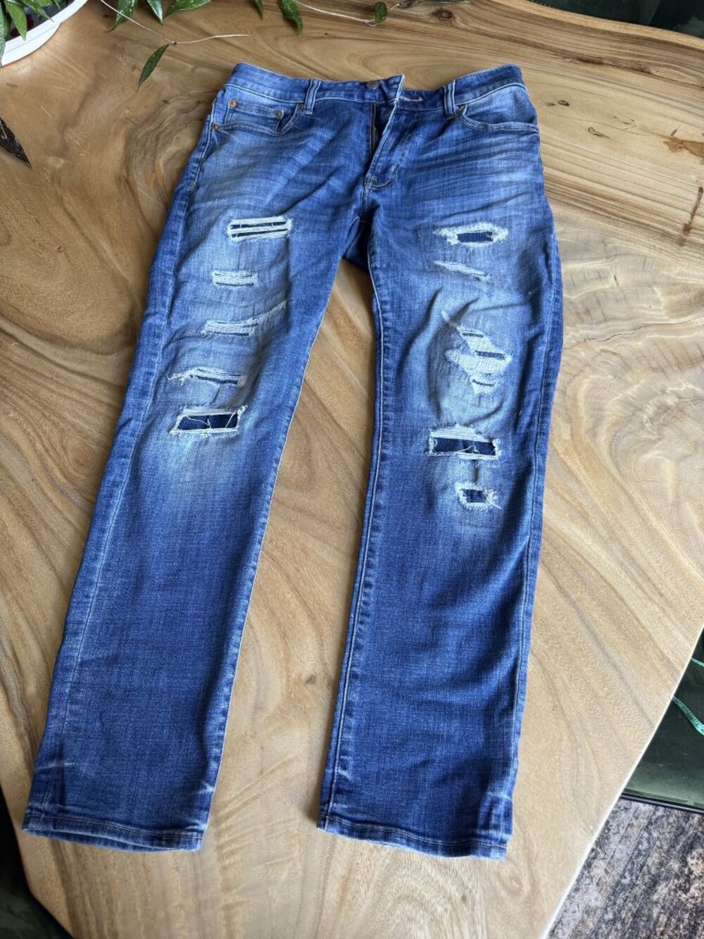 American Eagle Slim Straight Distressed Jeans Medium Wash Men's 33x30